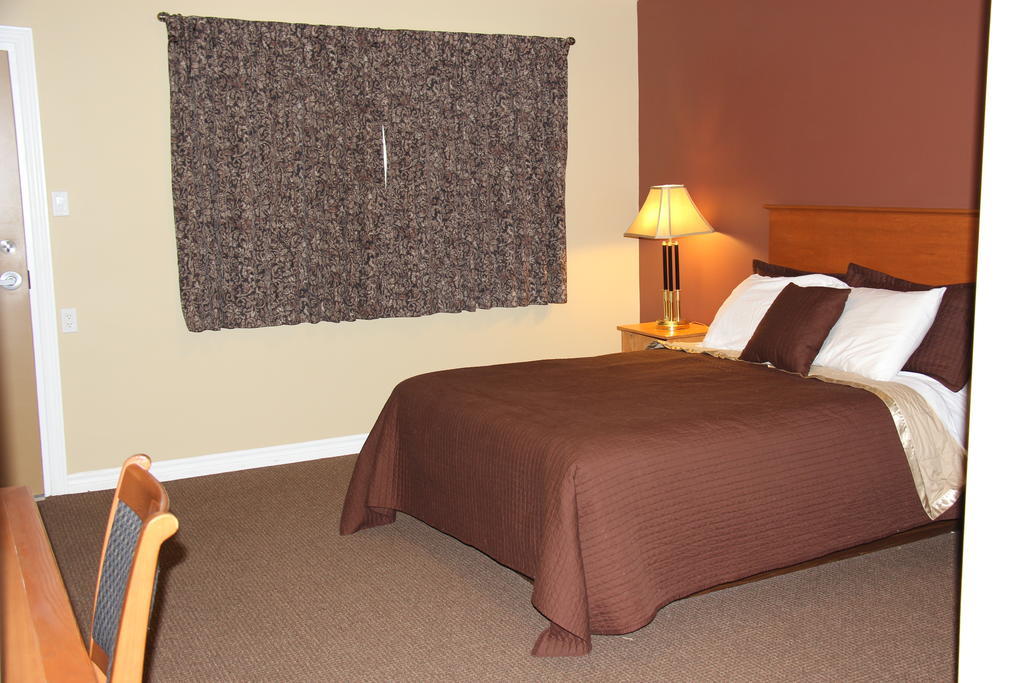Regency Athletic Resort / Bar & Grill Niagara Falls Rum bild