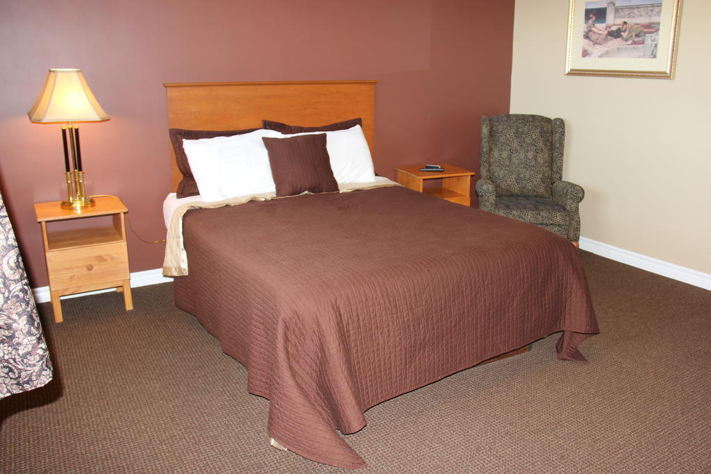 Regency Athletic Resort / Bar & Grill Niagara Falls Rum bild